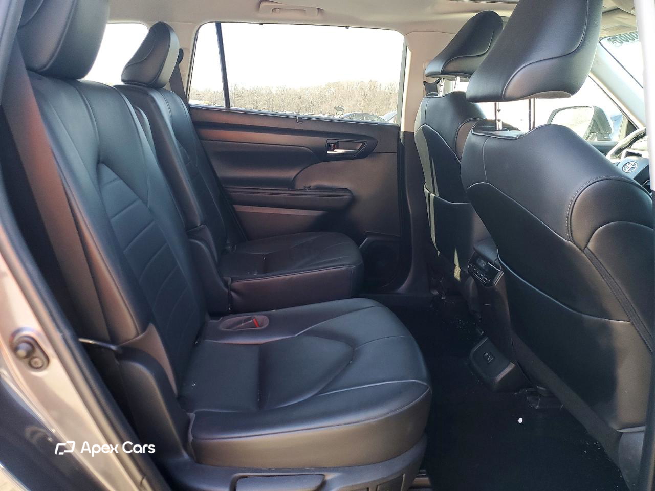 Toyota Highlander 2021