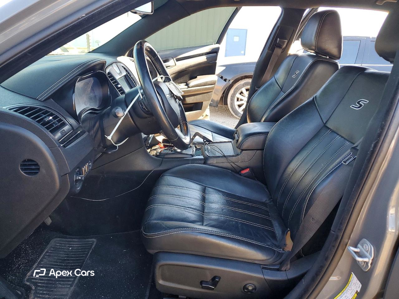 Chrysler 300 2019