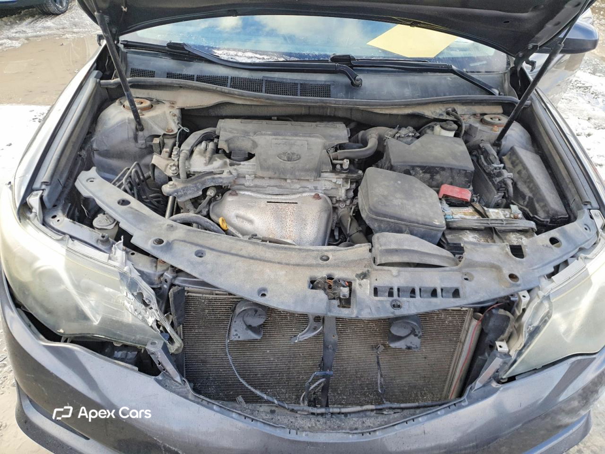 Toyota Camry 2012