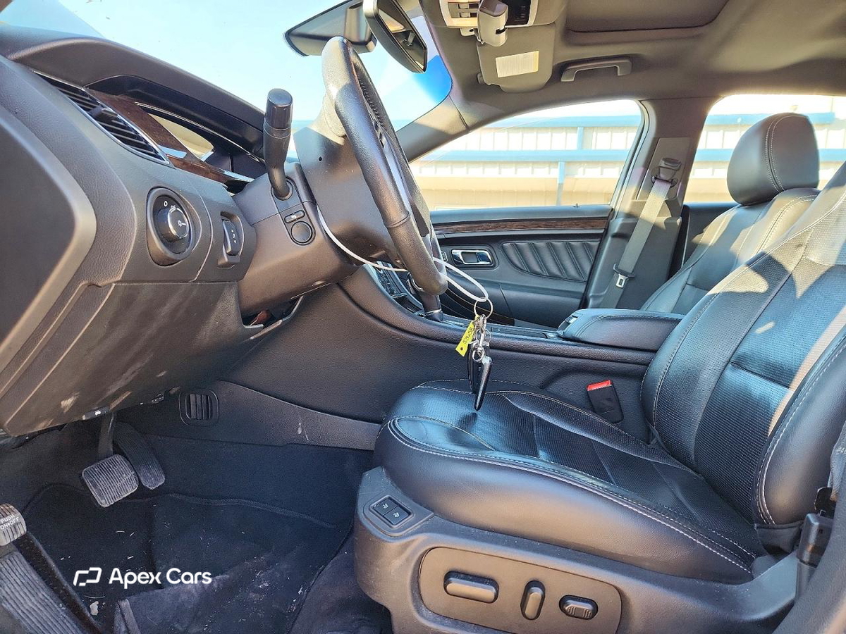 Ford Taurus 2018