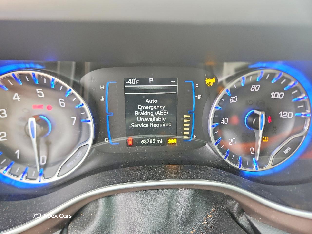 Chrysler Voyager 2023