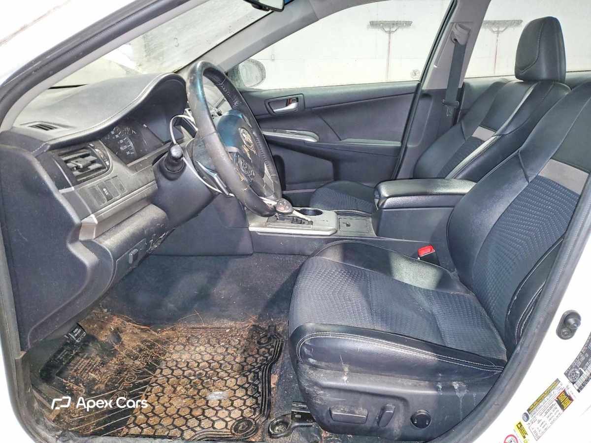 Toyota Camry 2012
