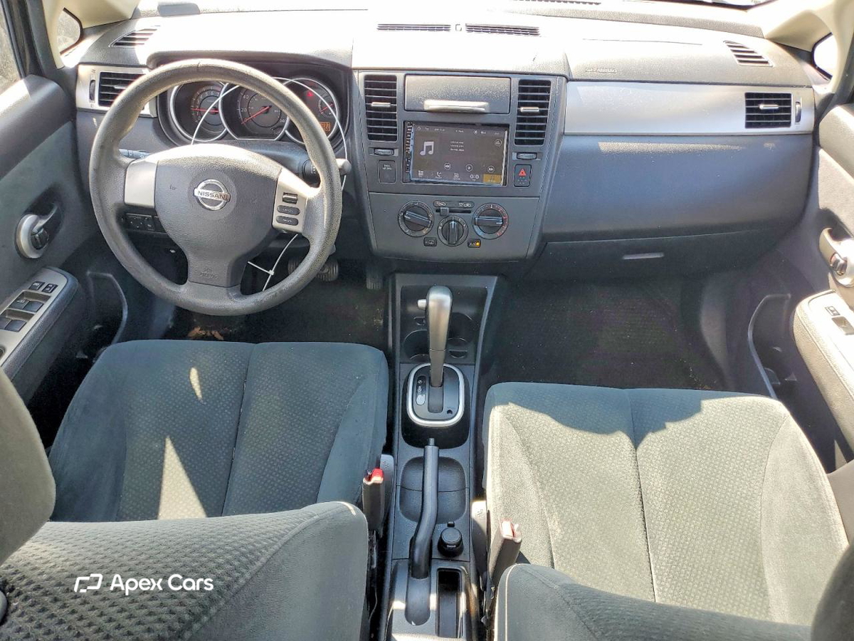 Nissan Versa 2010