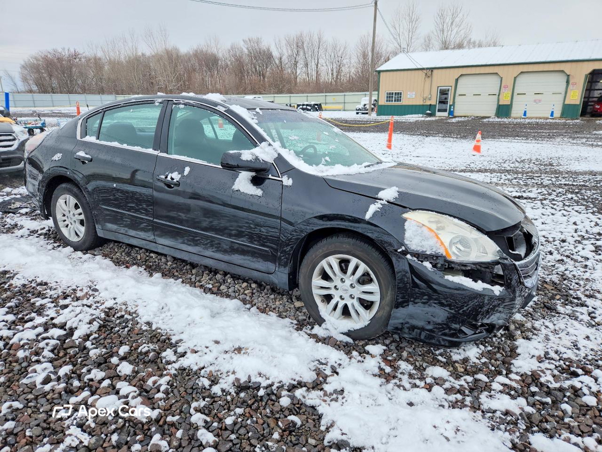Nissan Altima 2010