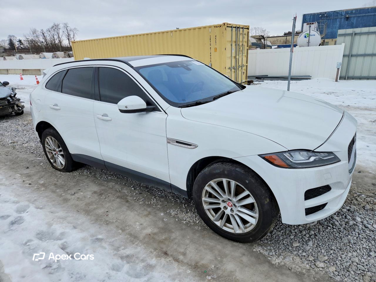 Jaguar F-Pace 2017