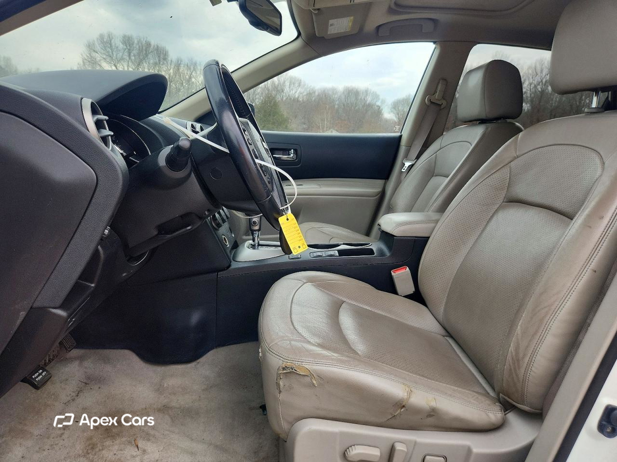Nissan Rogue 2012