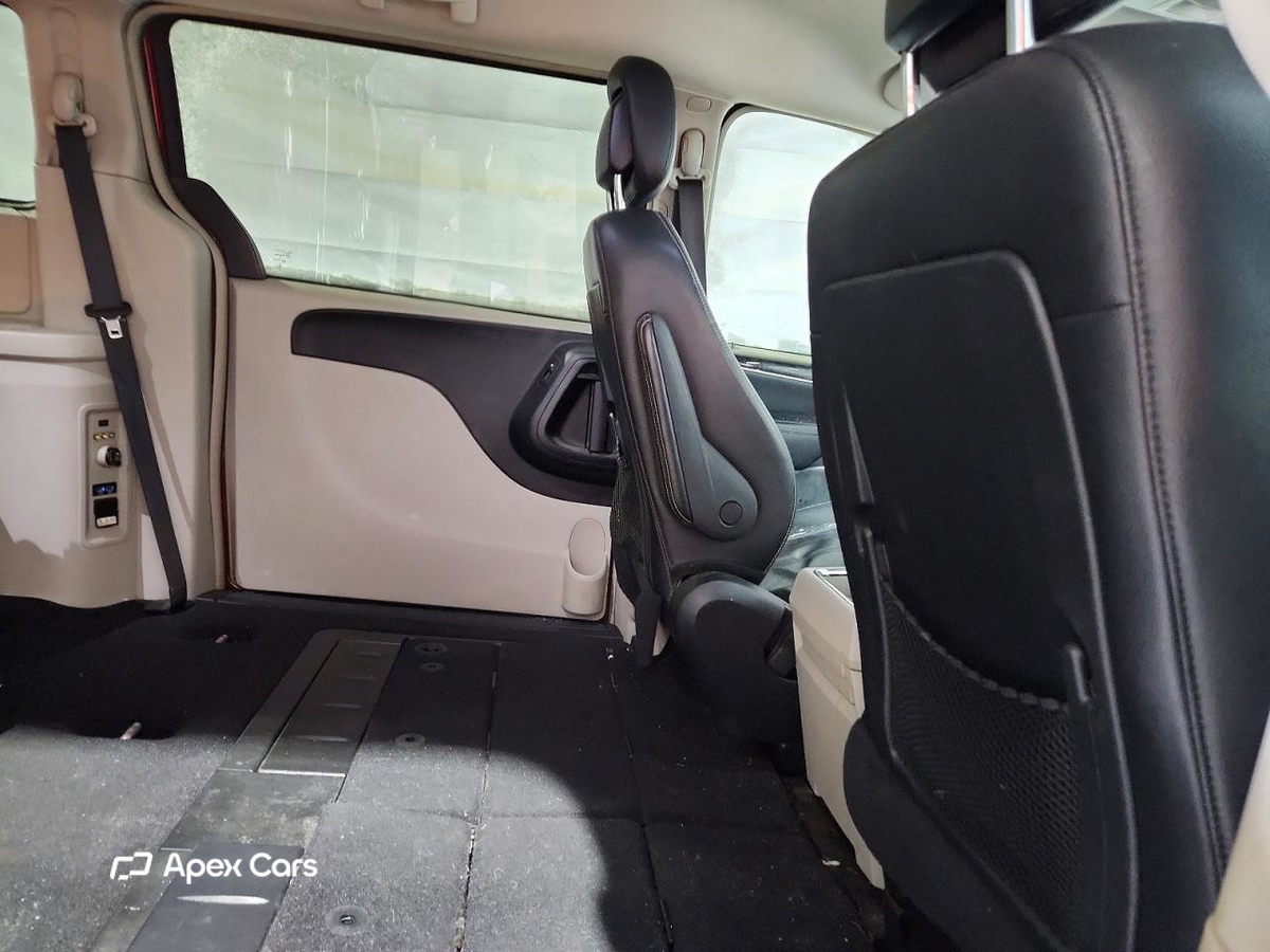 Chrysler Voyager 2014
