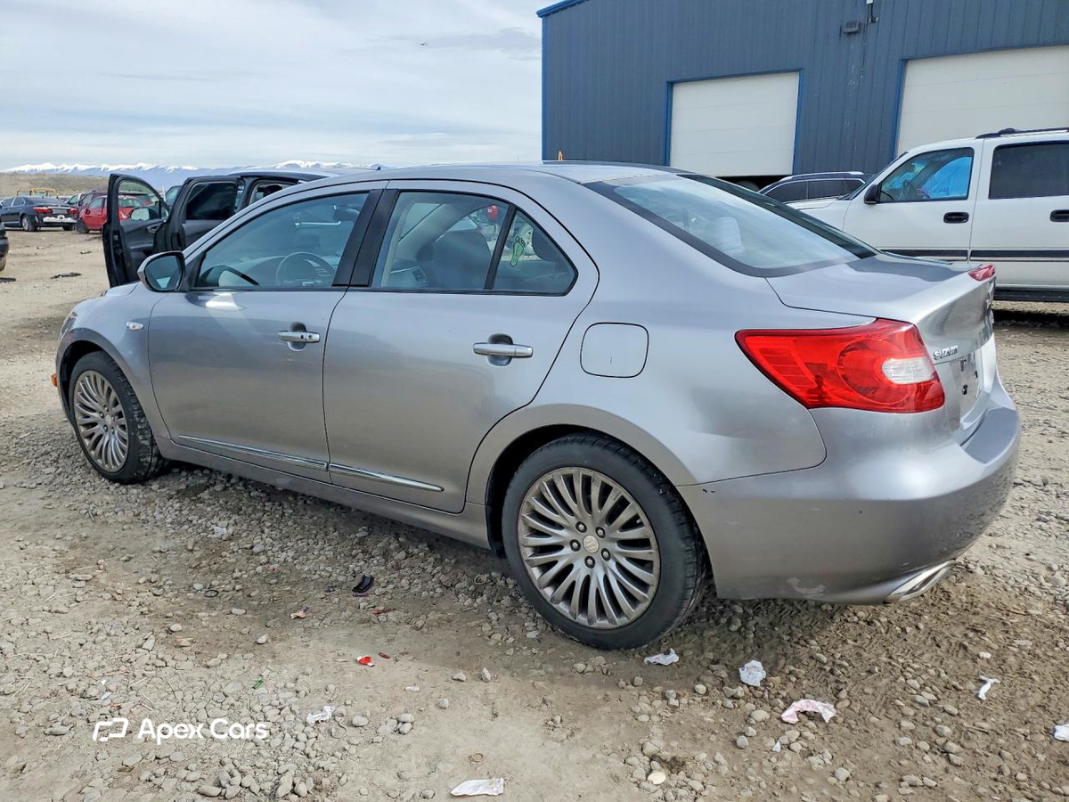 Suzuki Kizashi 2010