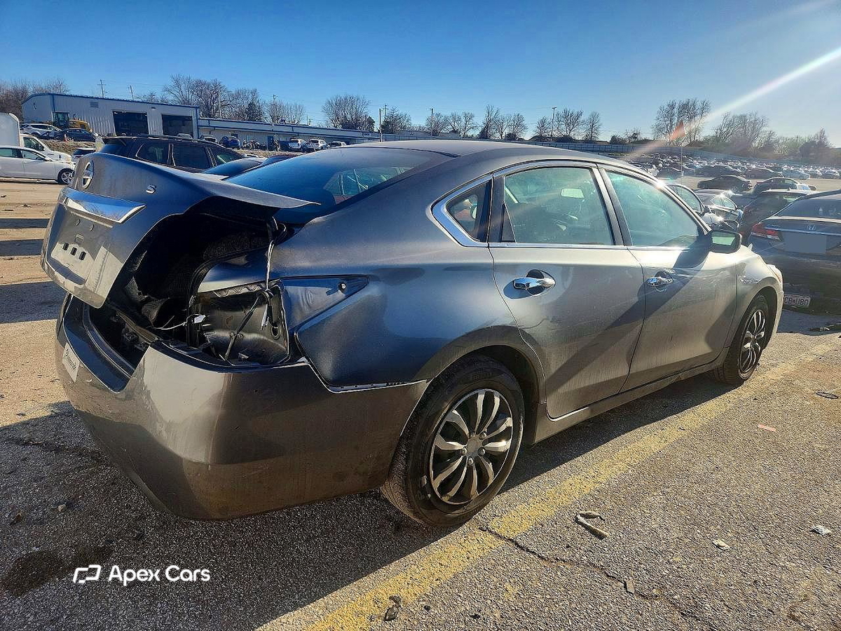 Nissan Altima 2015