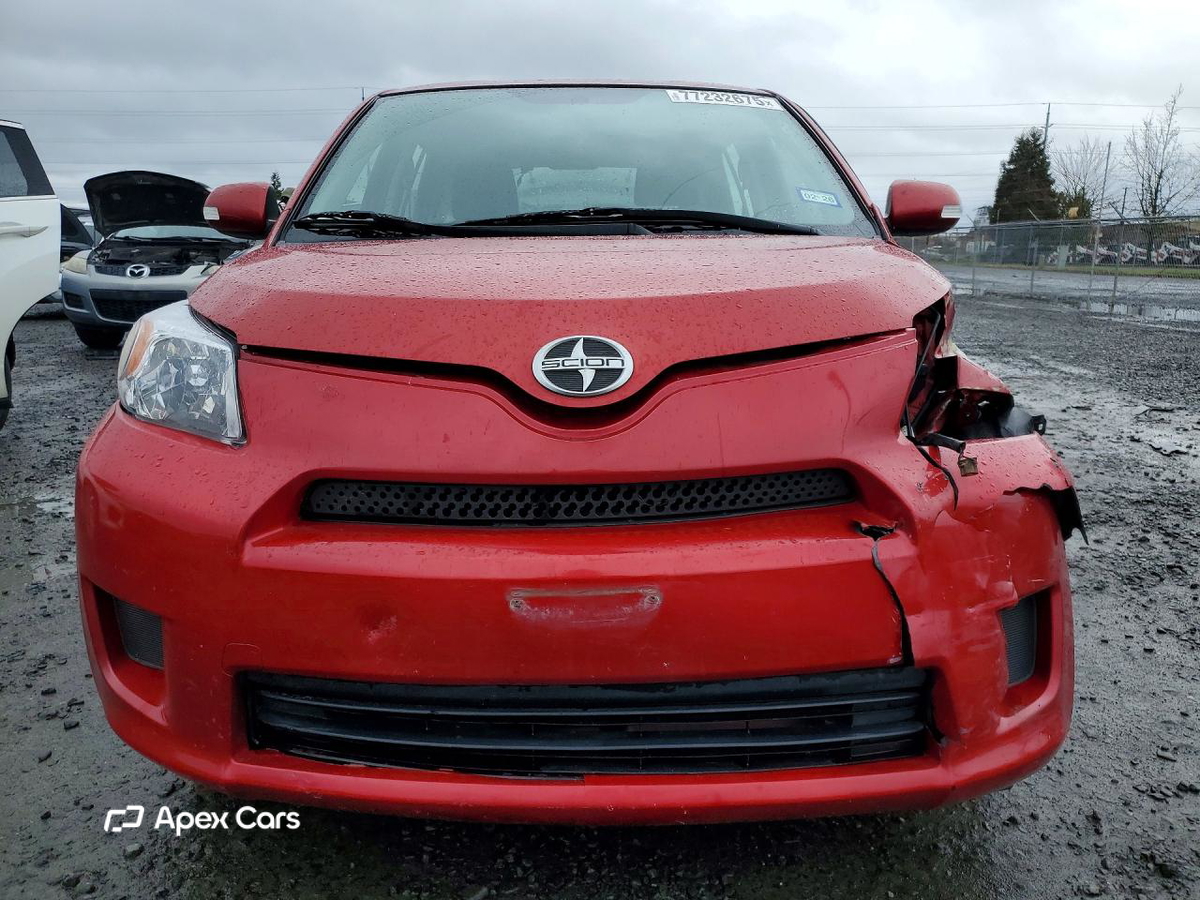 Scion xD 2009