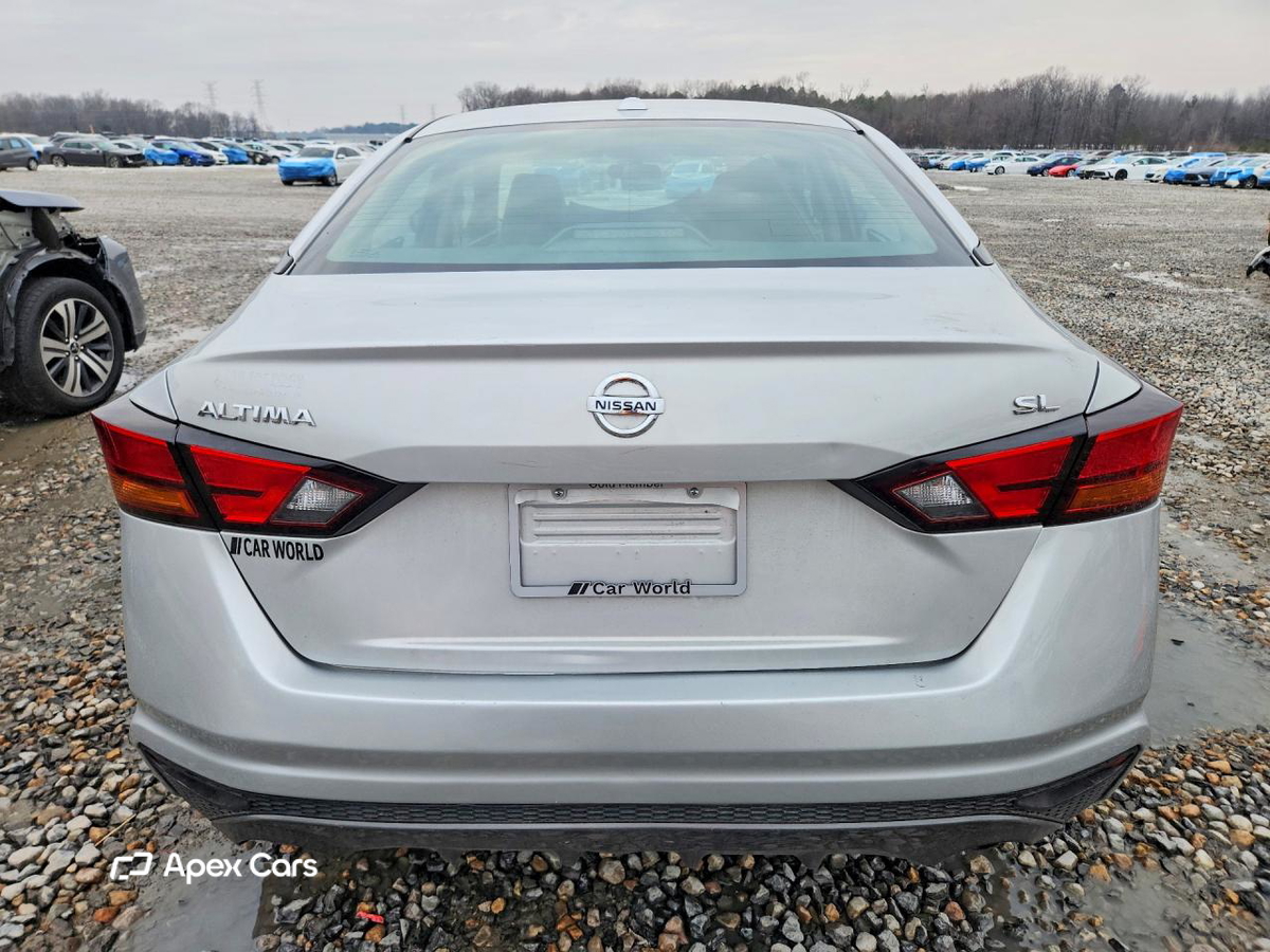 Nissan Altima 2019