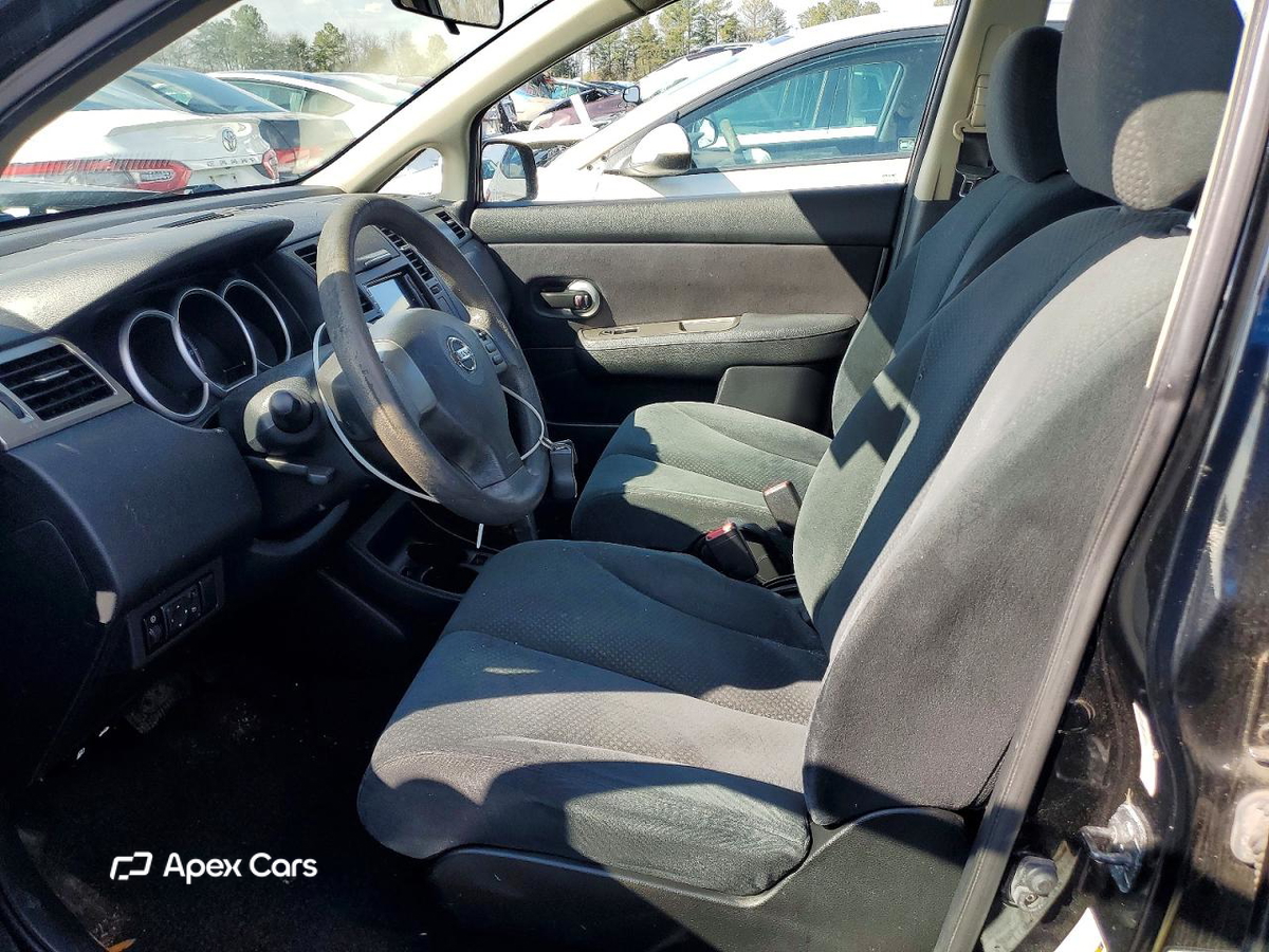 Nissan Versa 2010