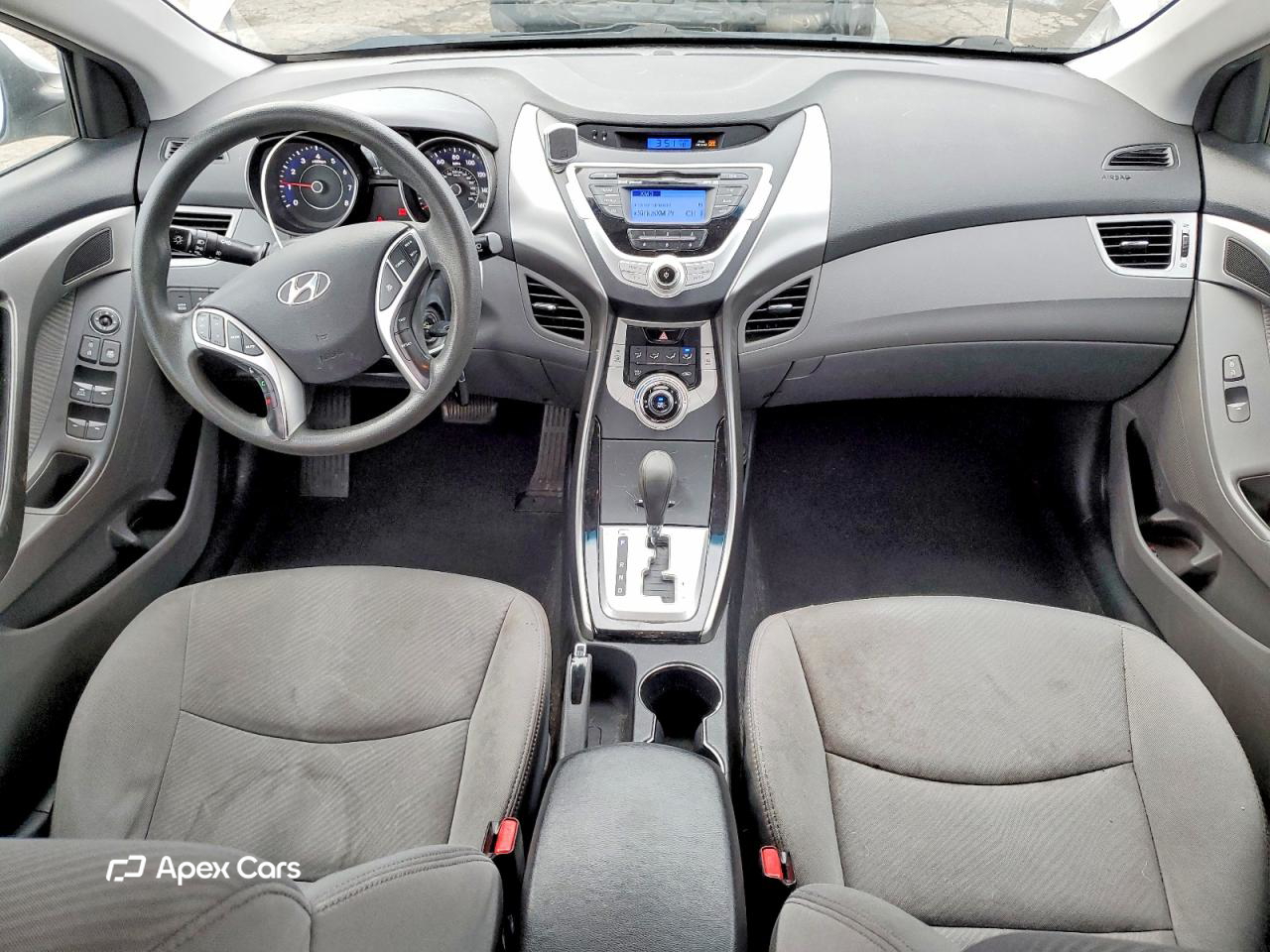 Hyundai Elantra 2012