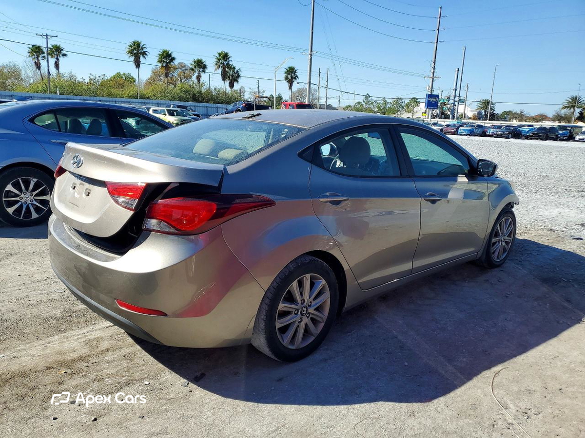 Hyundai Elantra 2016