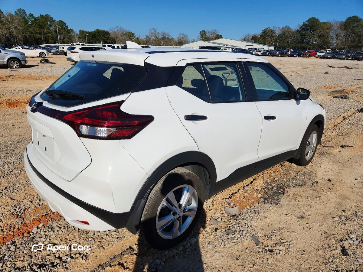 Nissan Kicks 2025