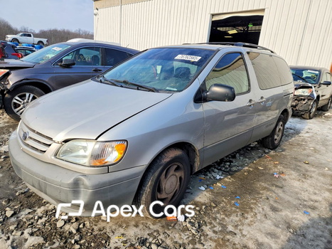 Toyota Sienna 2003 - Image 1 of 13