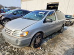 Toyota Sienna 2003