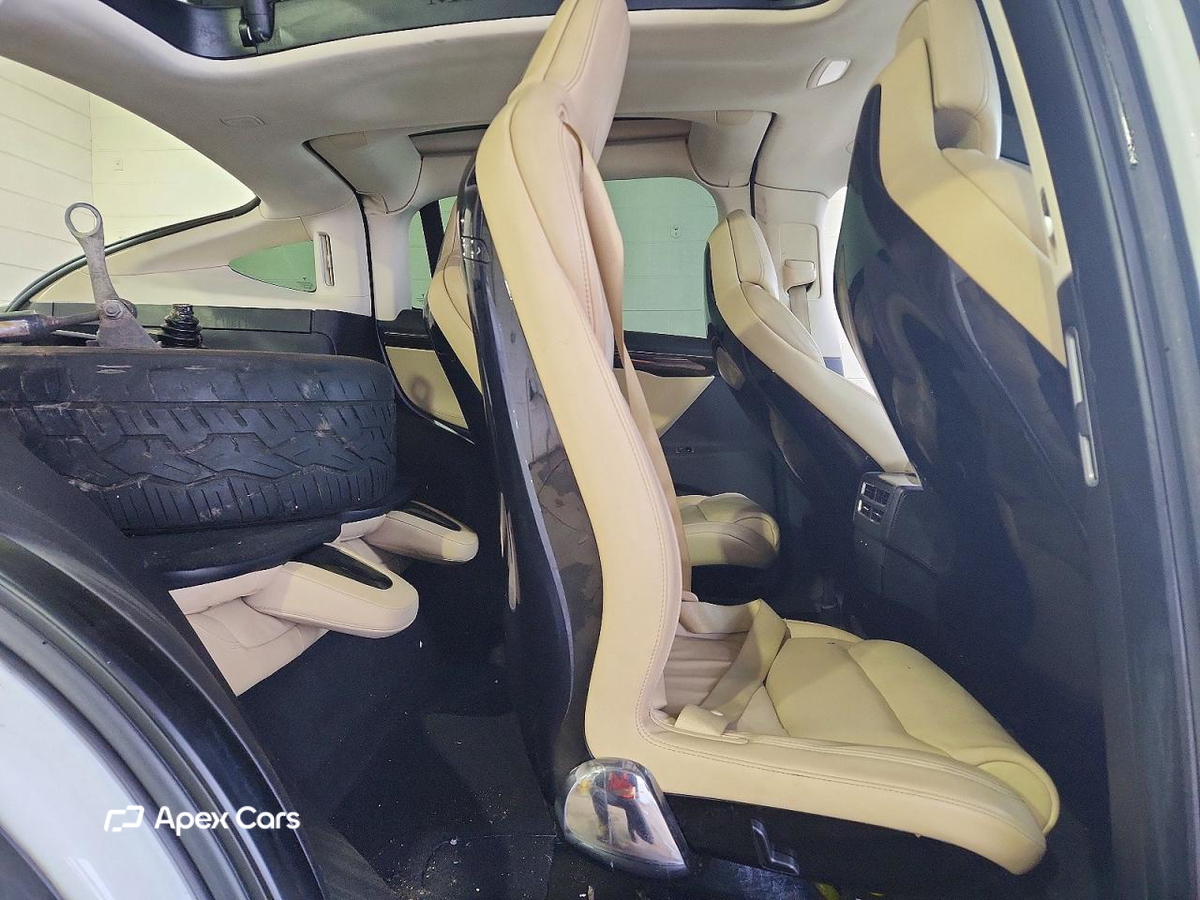 Tesla Model X 2016