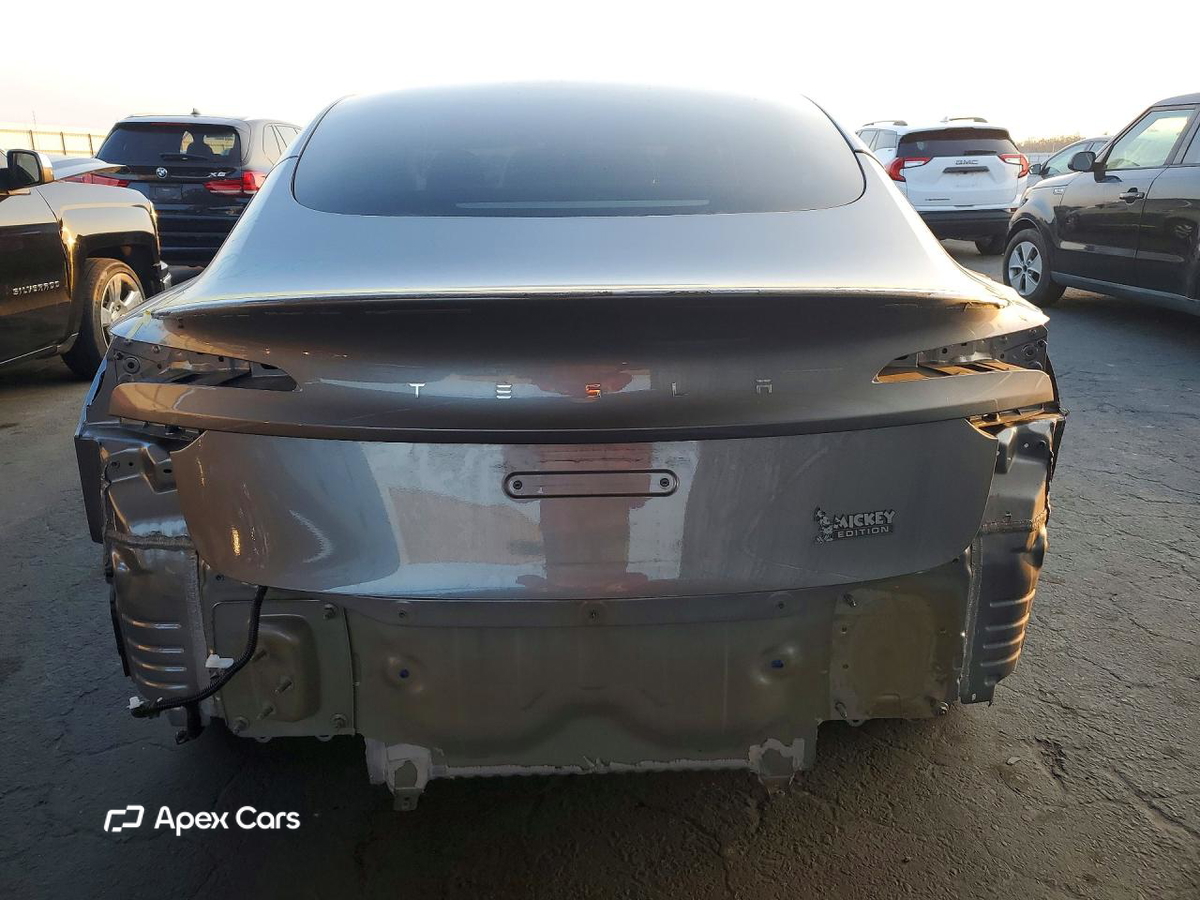 Tesla Model 3 2025