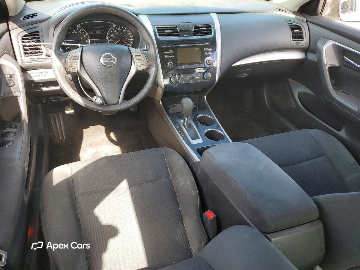 Nissan Altima 2015