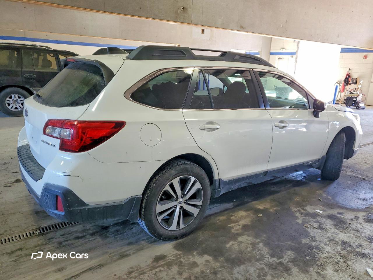 Subaru Outback 2018