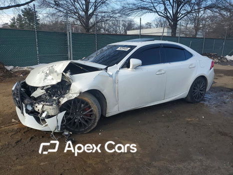Lexus IS 2015 - Image 1 of 13
