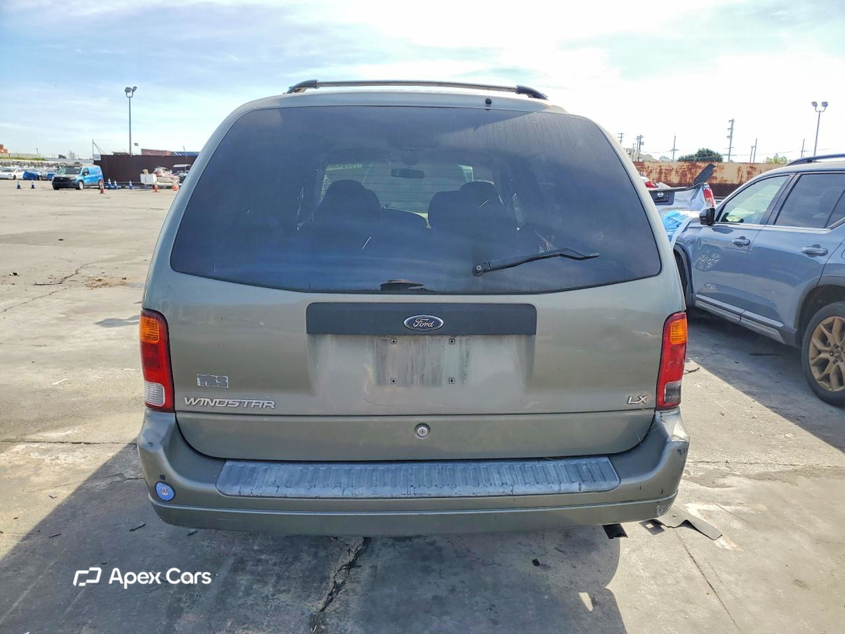 Ford Windstar 2003