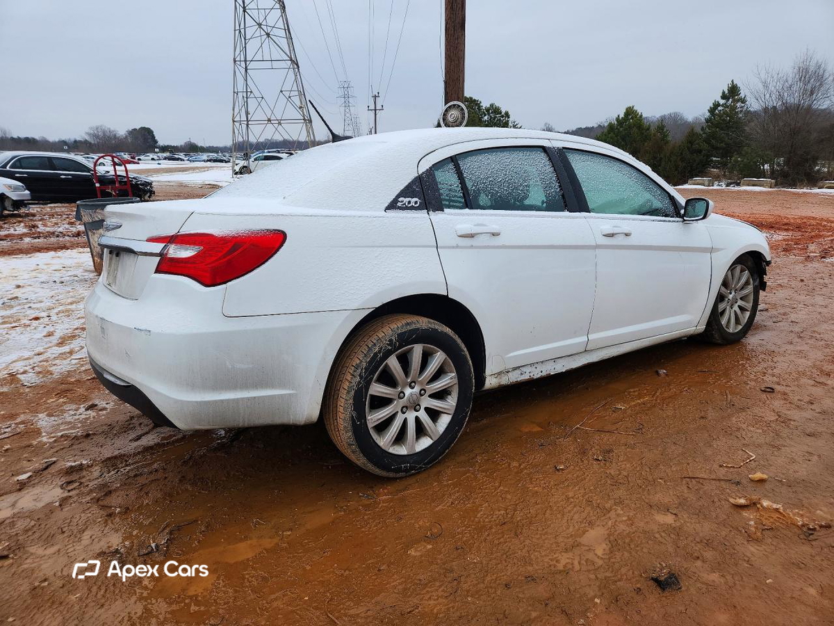 Chrysler 200 2013