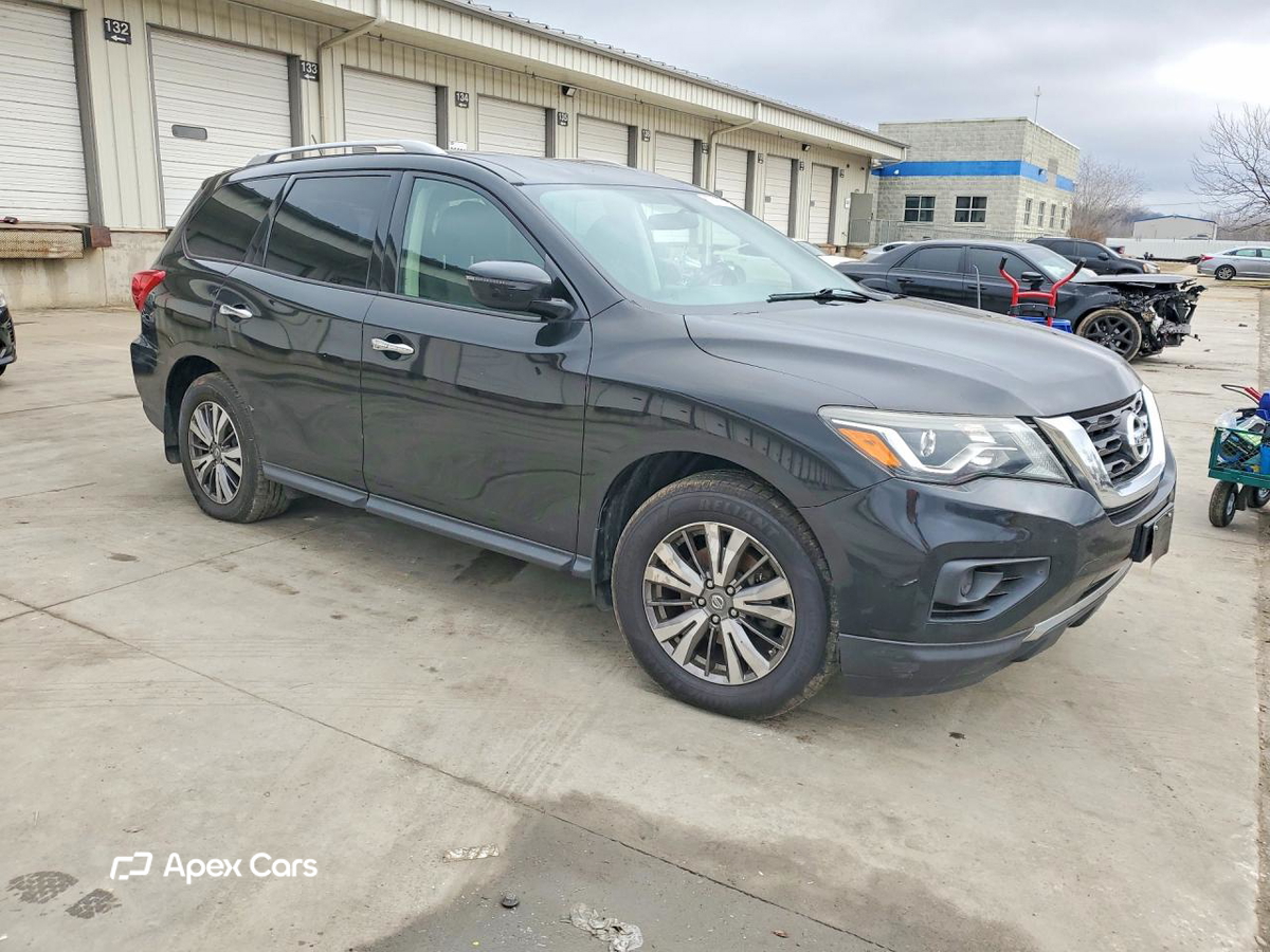 Nissan Pathfinder 2018