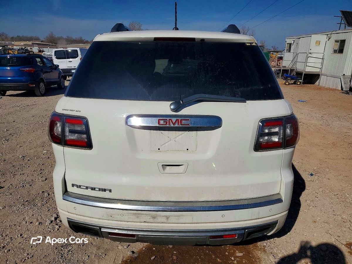 GMC Acadia 2013