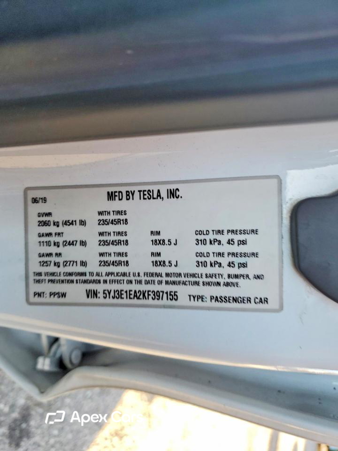 Tesla Model 3 2019