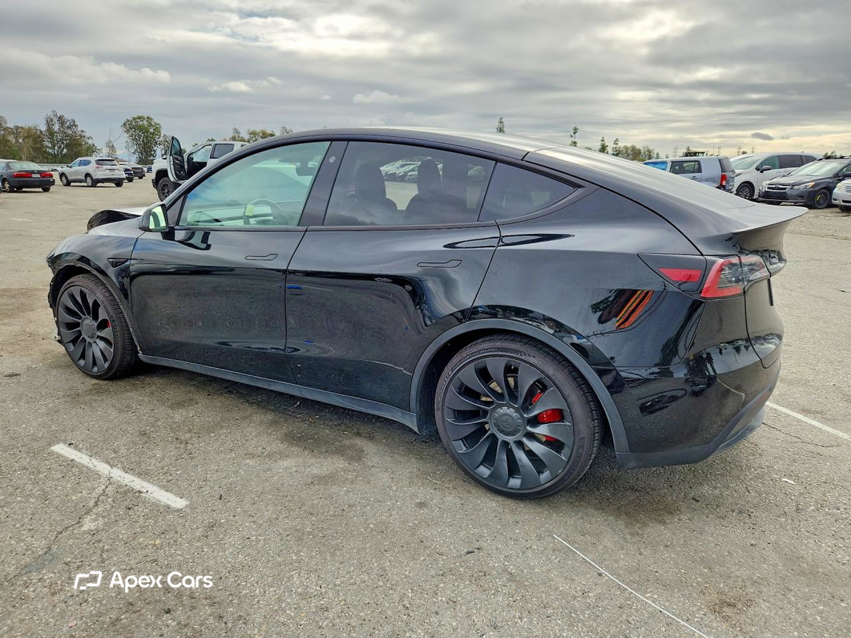 Tesla Model Y 2022