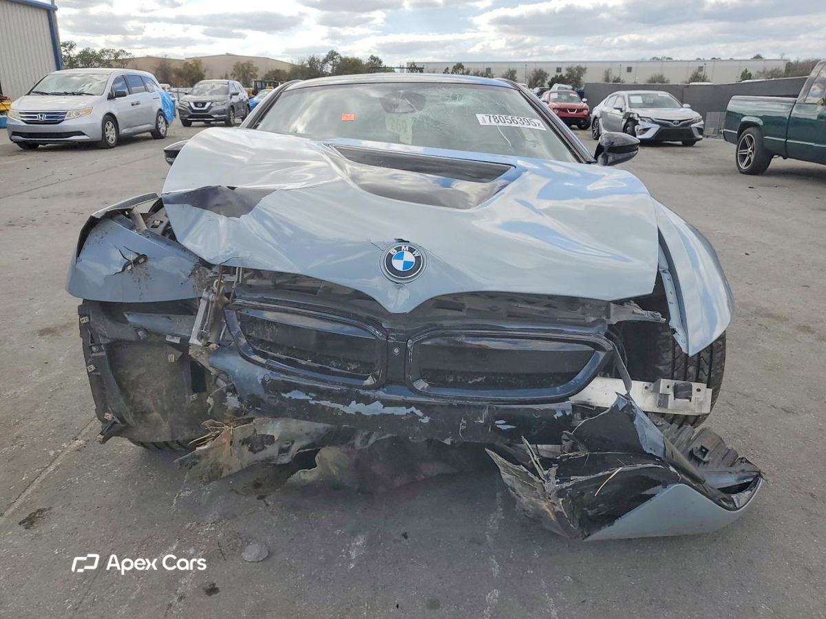 BMW i8 2017