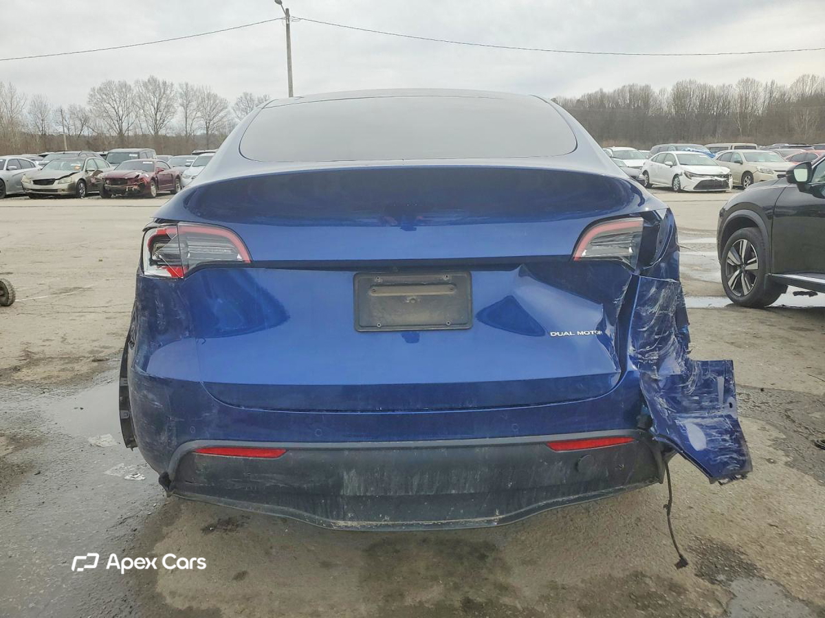 Tesla Model Y 2021