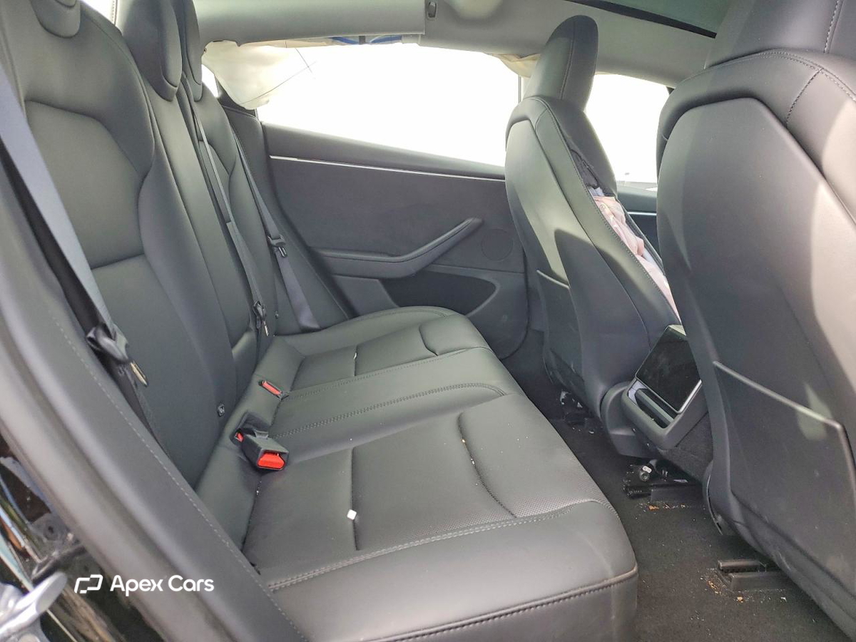 Tesla Model 3 2025