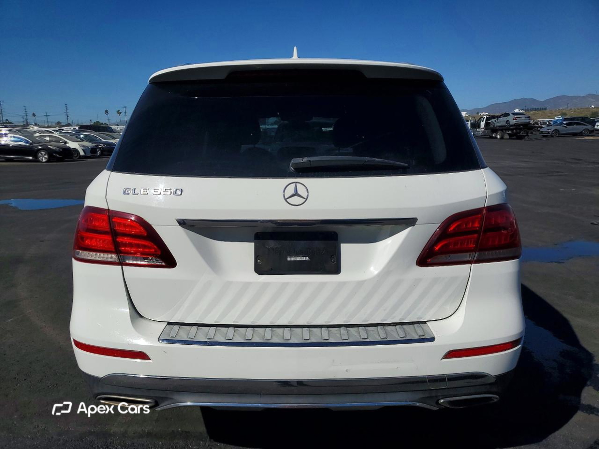 Mercedes-Benz GLE 2016