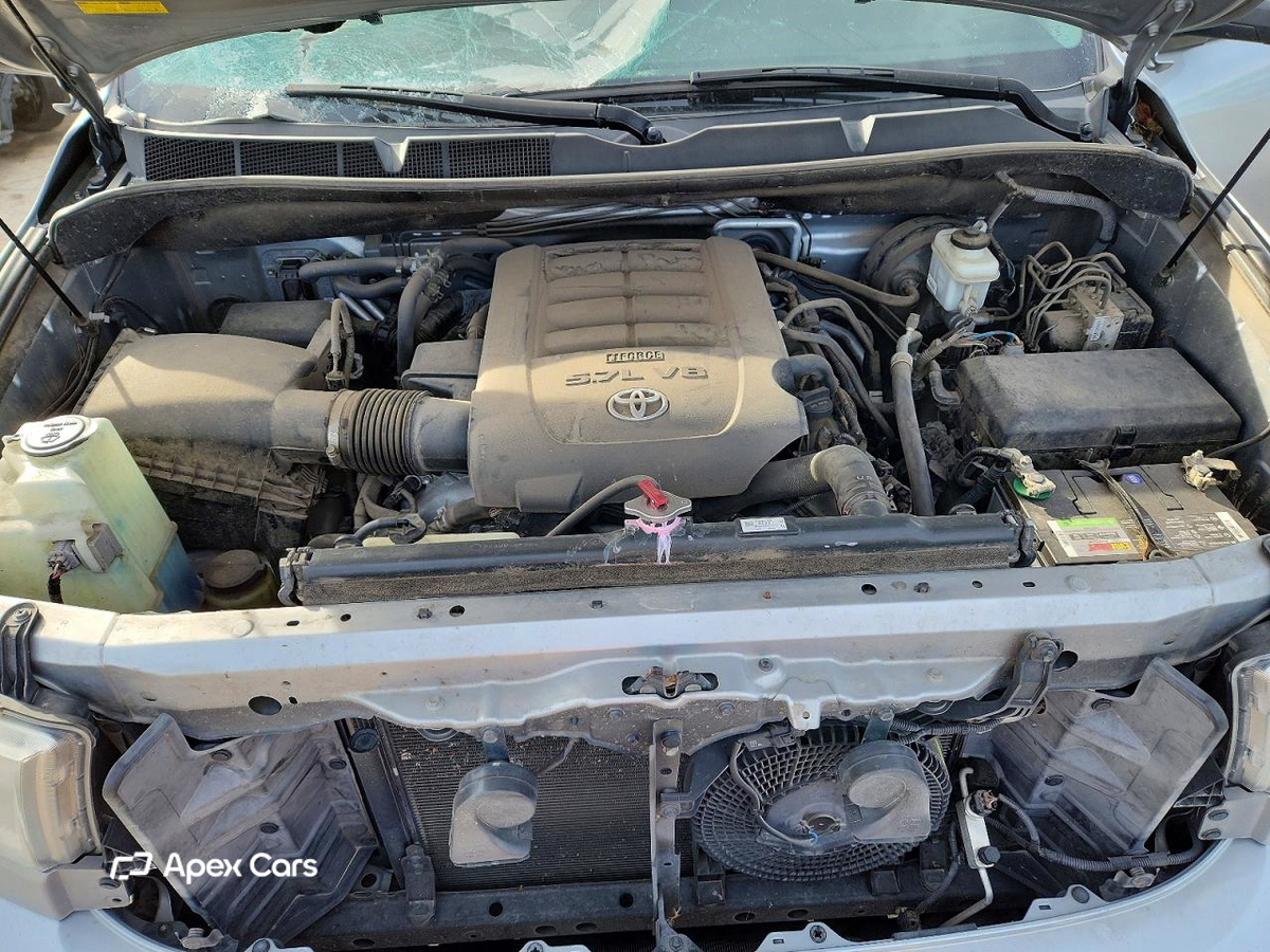Toyota Sequoia 2015