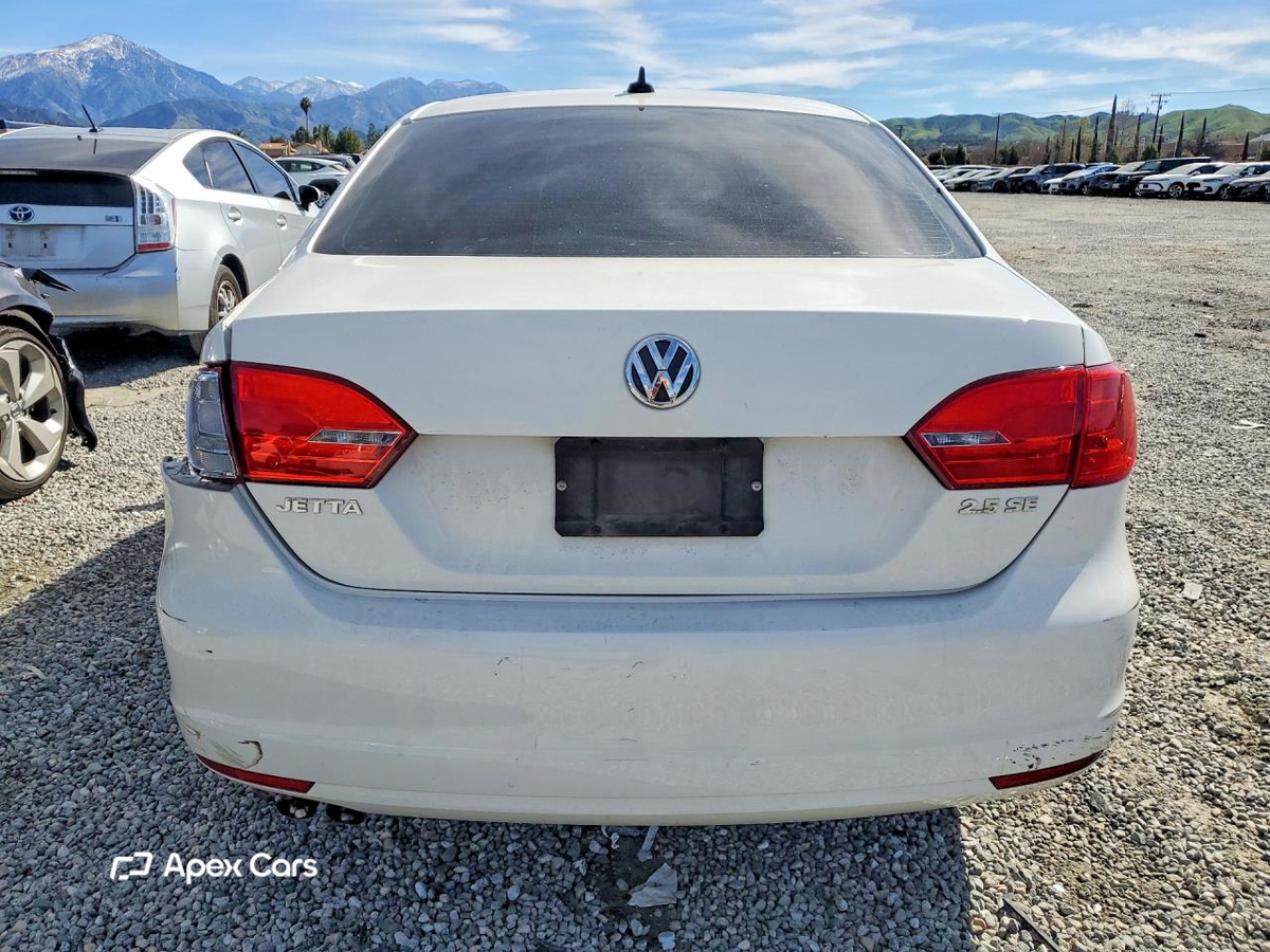 Volkswagen Jetta 2013