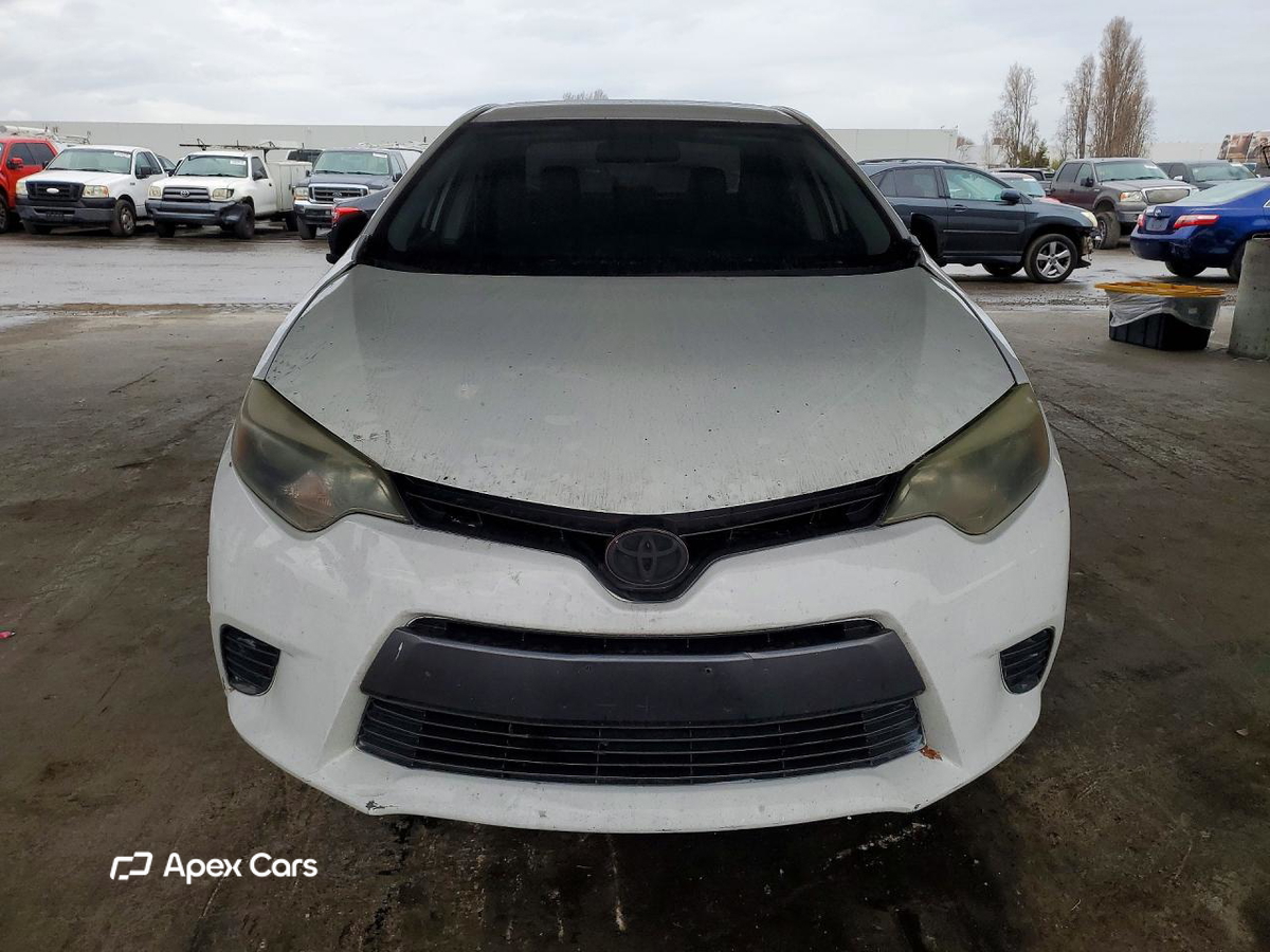 Toyota Corolla 2015