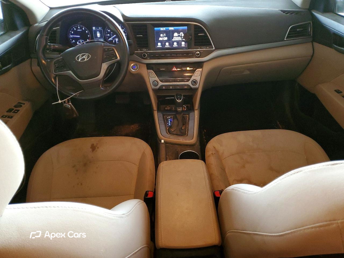 Hyundai Elantra 2017