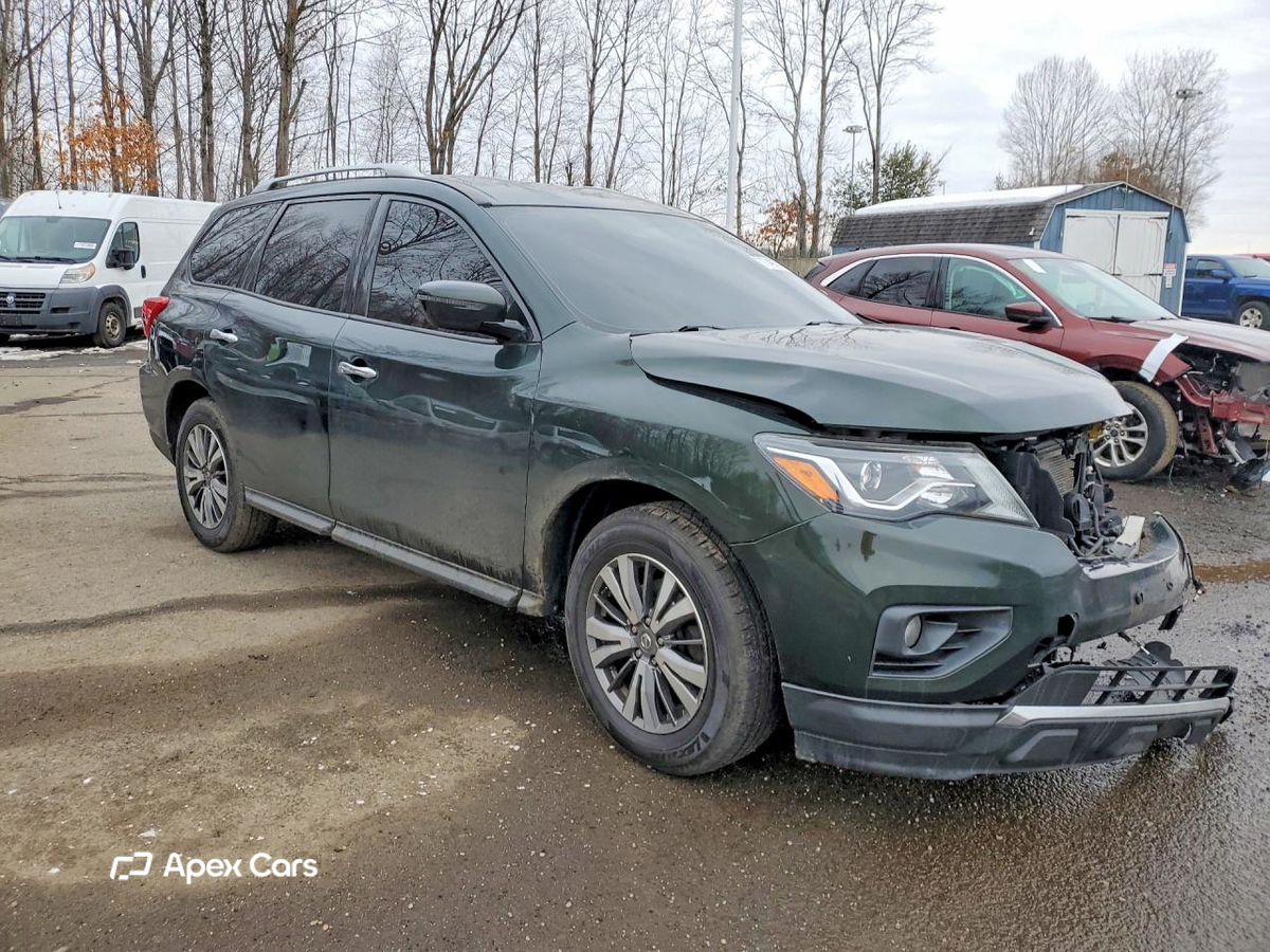 Nissan Pathfinder 2018
