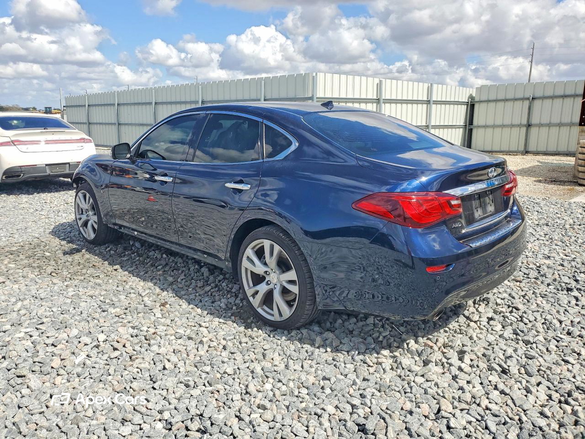 Infiniti Q70 2018