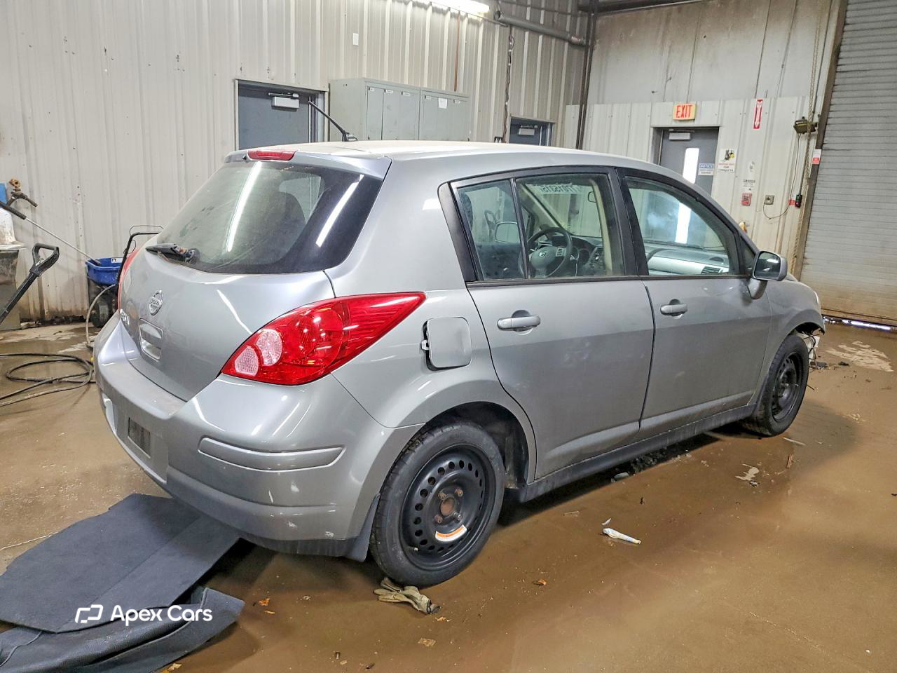 Nissan Versa 2011