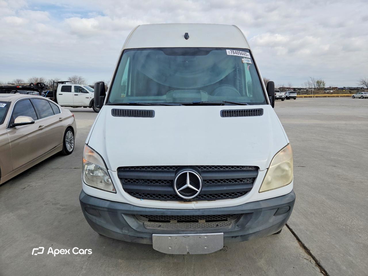 Mercedes-Benz Sprinter 2012