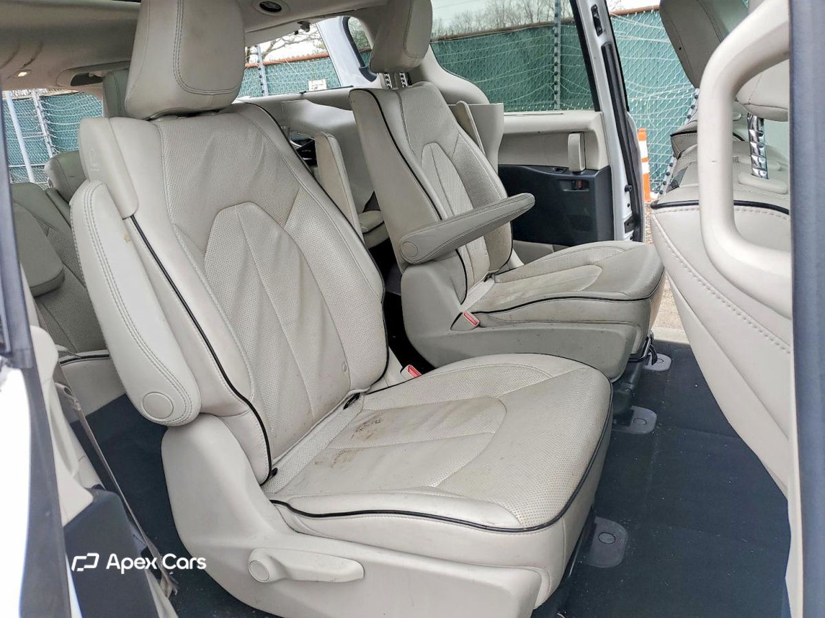 Chrysler Pacifica 2017