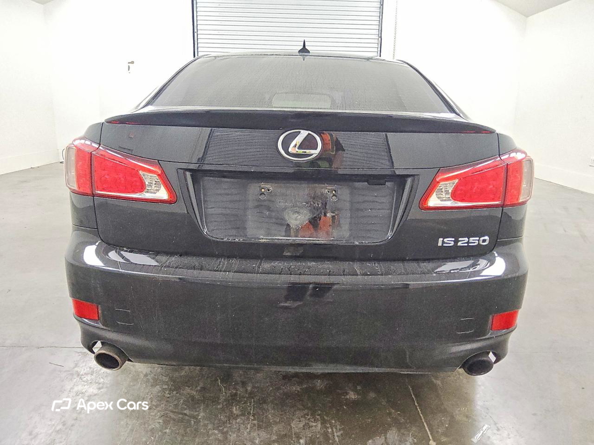 Lexus IS 2012