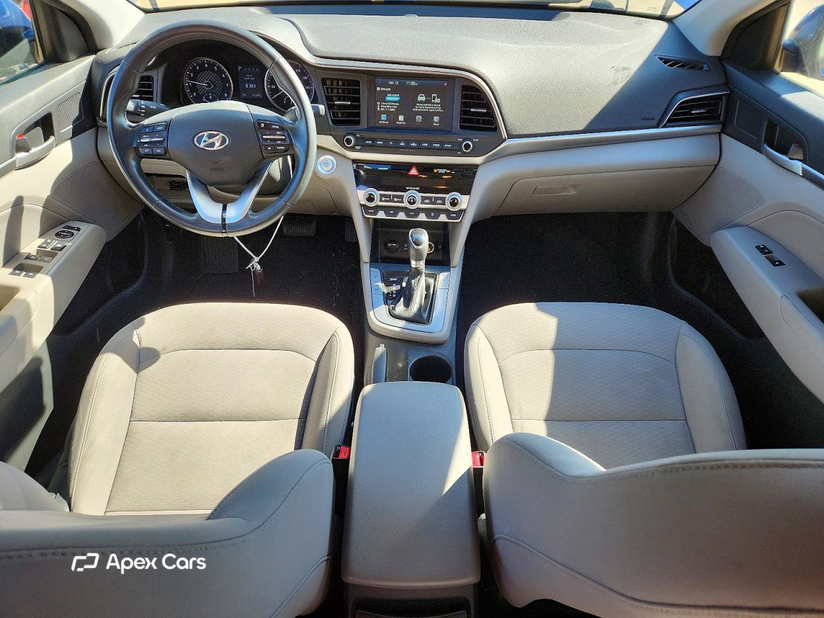 Hyundai Elantra 2020