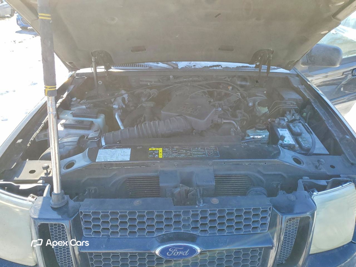 Ford Explorer 2004