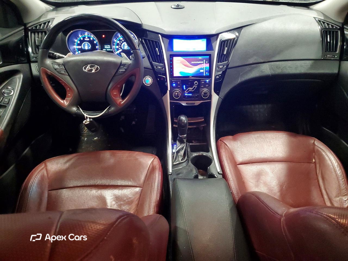 Hyundai Sonata 2011