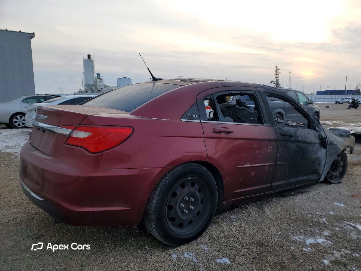 Chrysler 200 2013